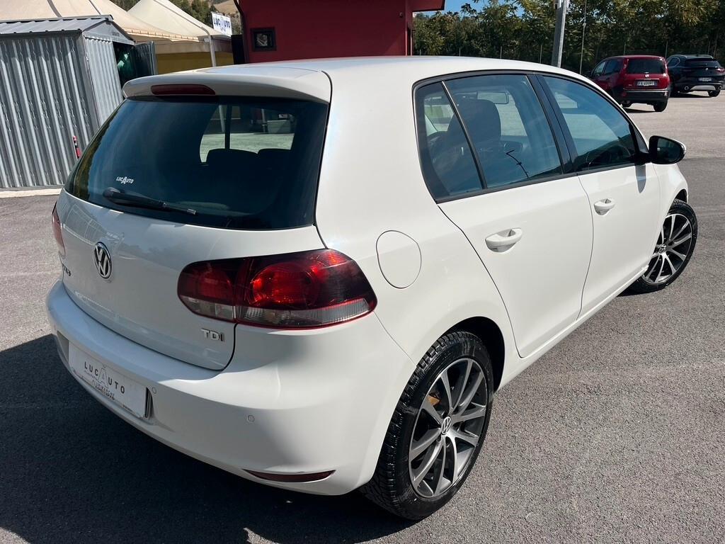 Volkswagen Golf 1.6 TDI DPF 5p. Highline