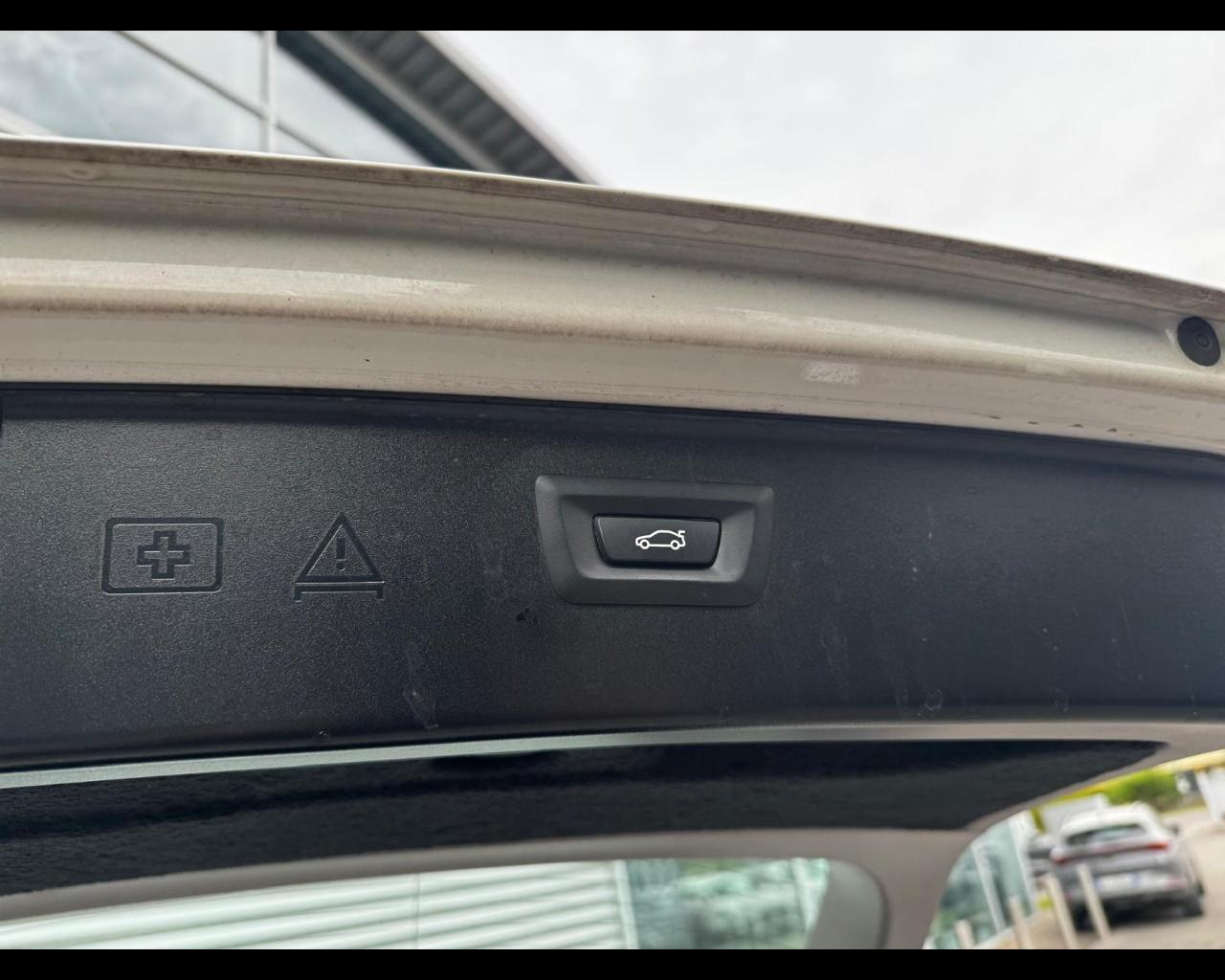 BMW BMW 520D TOURING 190CV BUSINESS AUTO