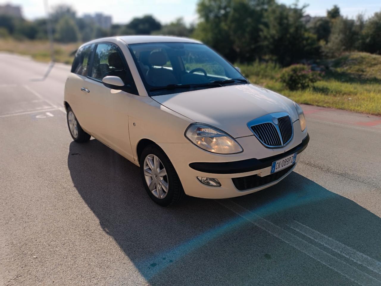 Lancia Ypsilon 1.3 Multijet 16V Platino