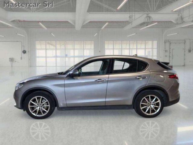 ALFA ROMEO Stelvio 2.2 t Business Q4 180cv AT8 auto - FN872TT