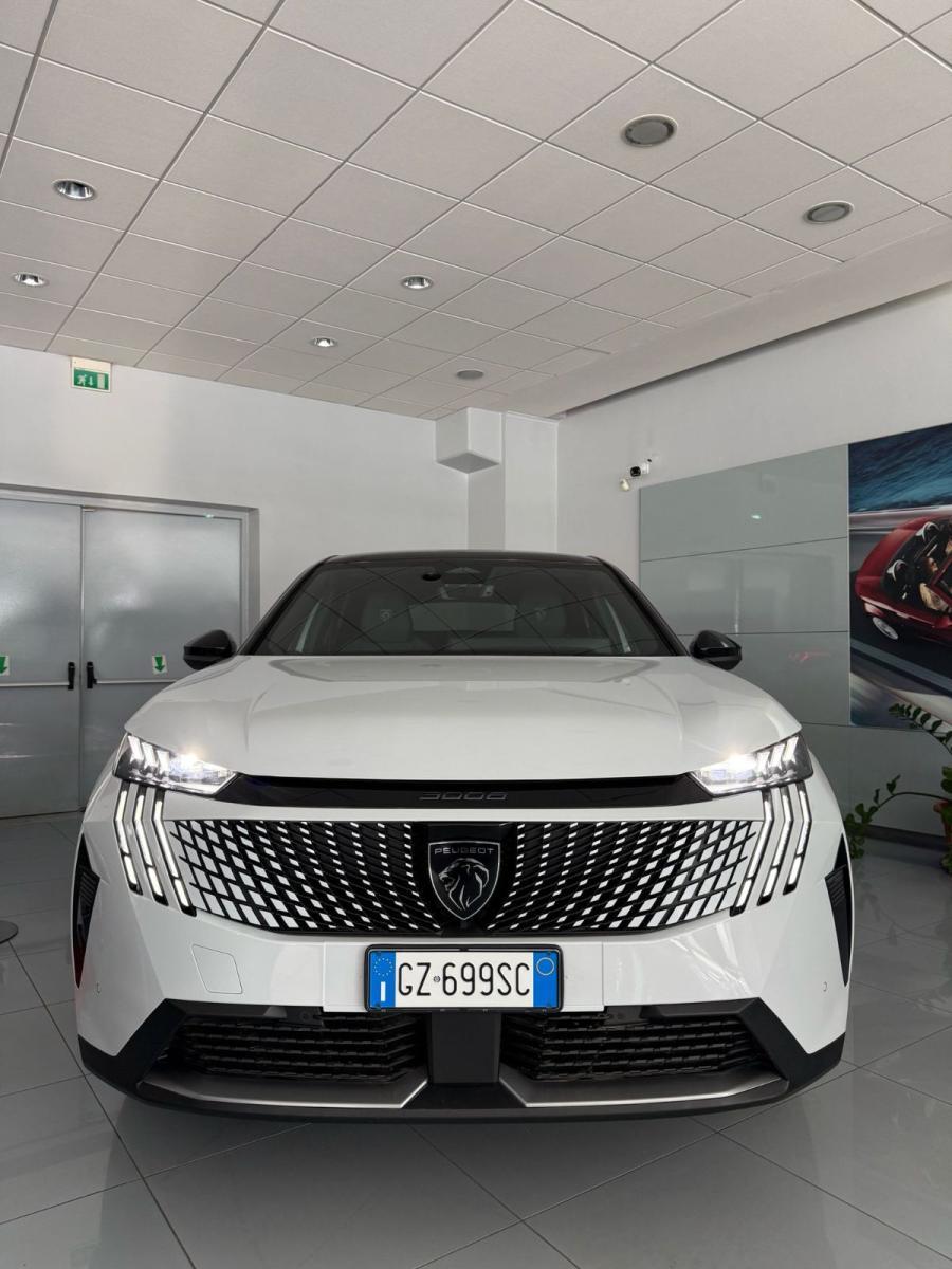 PEUGEOT - 3008 - Hybrid 145 e-DCS6 GT Exclusive