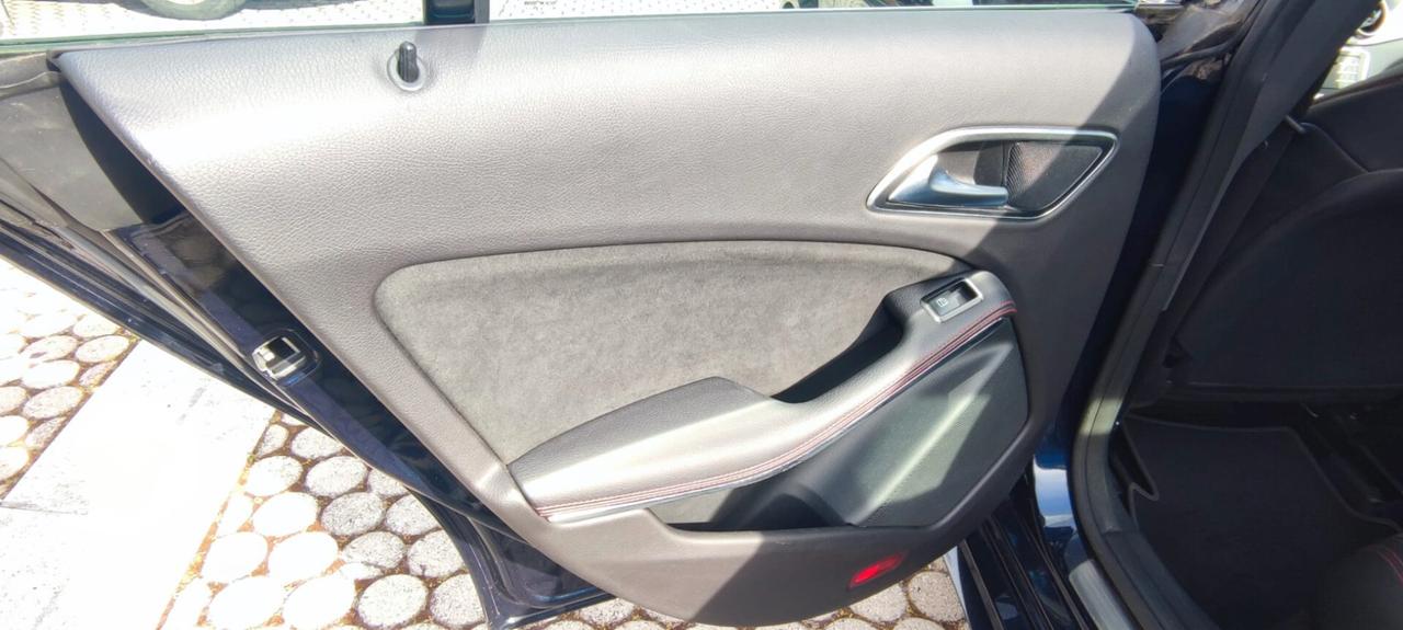 Mercedes-benz CLA 180 d Premium