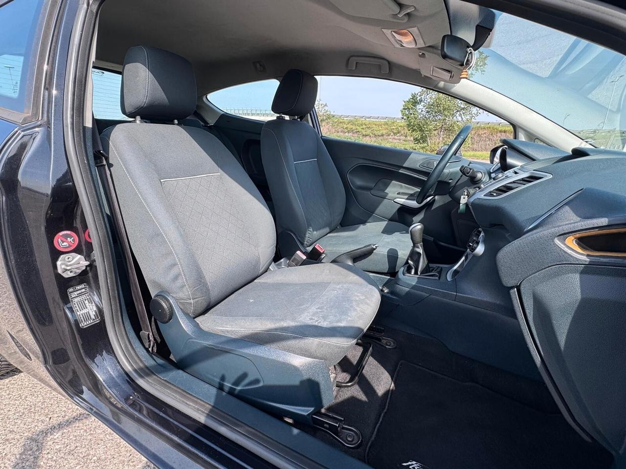 Ford Fiesta Ikon 1.4 TDCi 70CV 3 porte