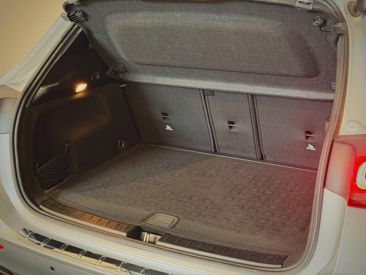 Mercedes-Benz GLA 250 4Matic AMG Premium - NIGHT EDITION - UNICO PROP