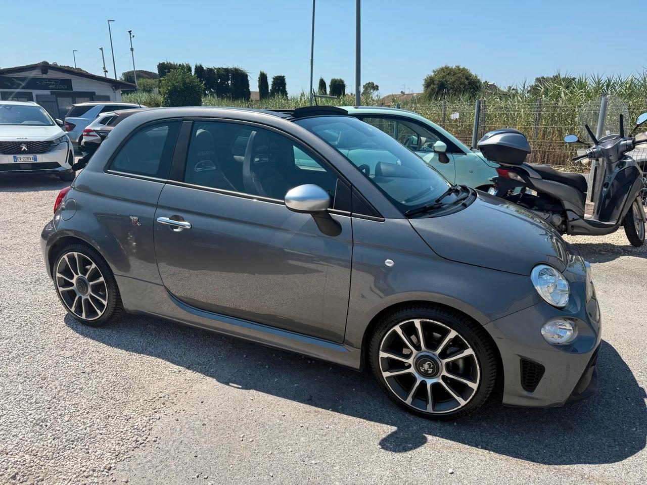 Abarth 595 C 1.4 Turbo T-Jet 165 CV