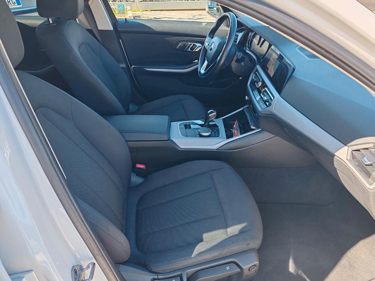 Bmw 318d Touring Business Advantage Aut.