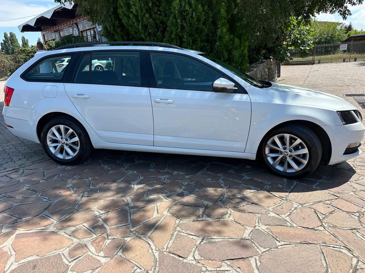 Skoda Octavia 1.4 TSI Wagon Ambition G-Tec