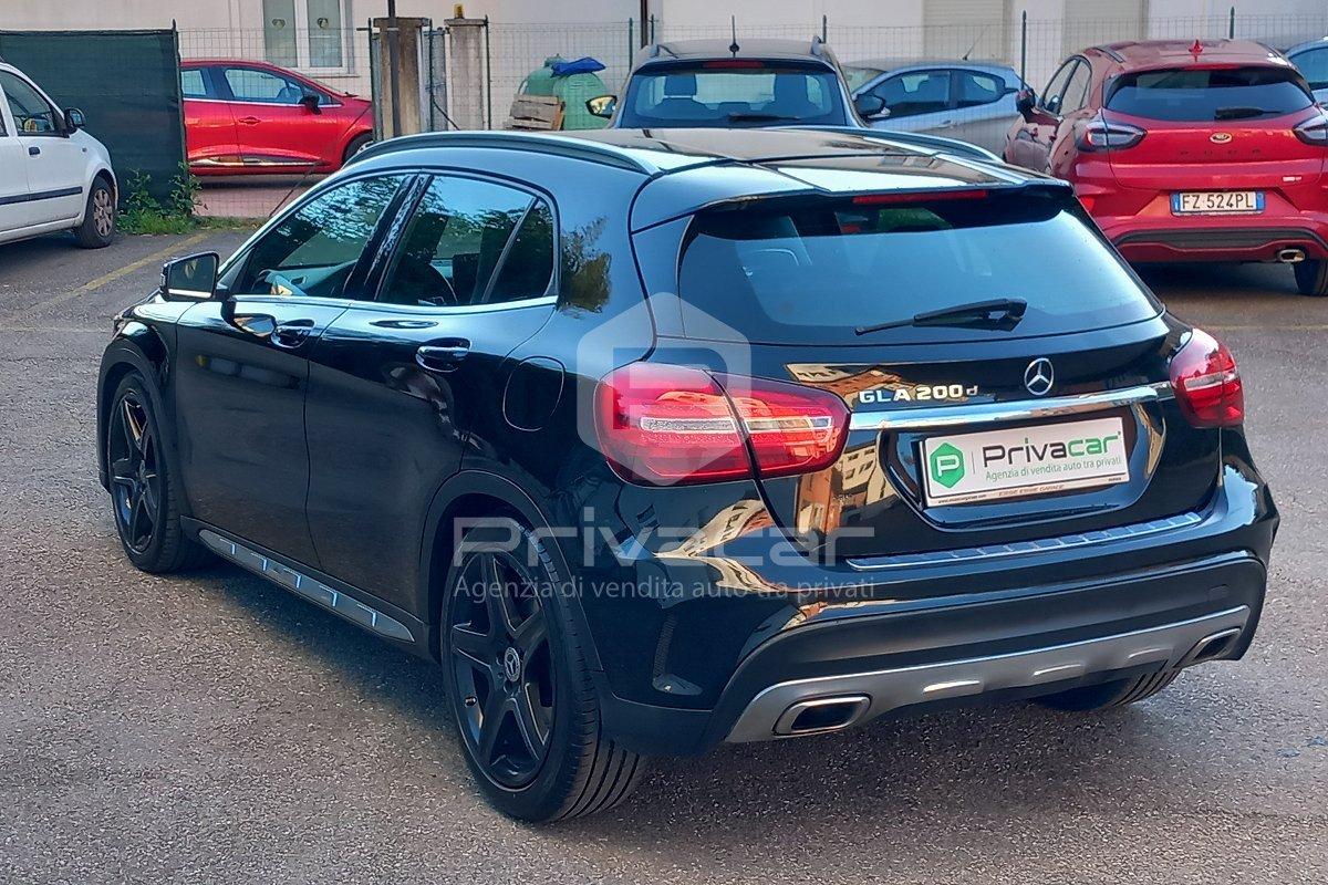 MERCEDES GLA 200 d Automatic Premium