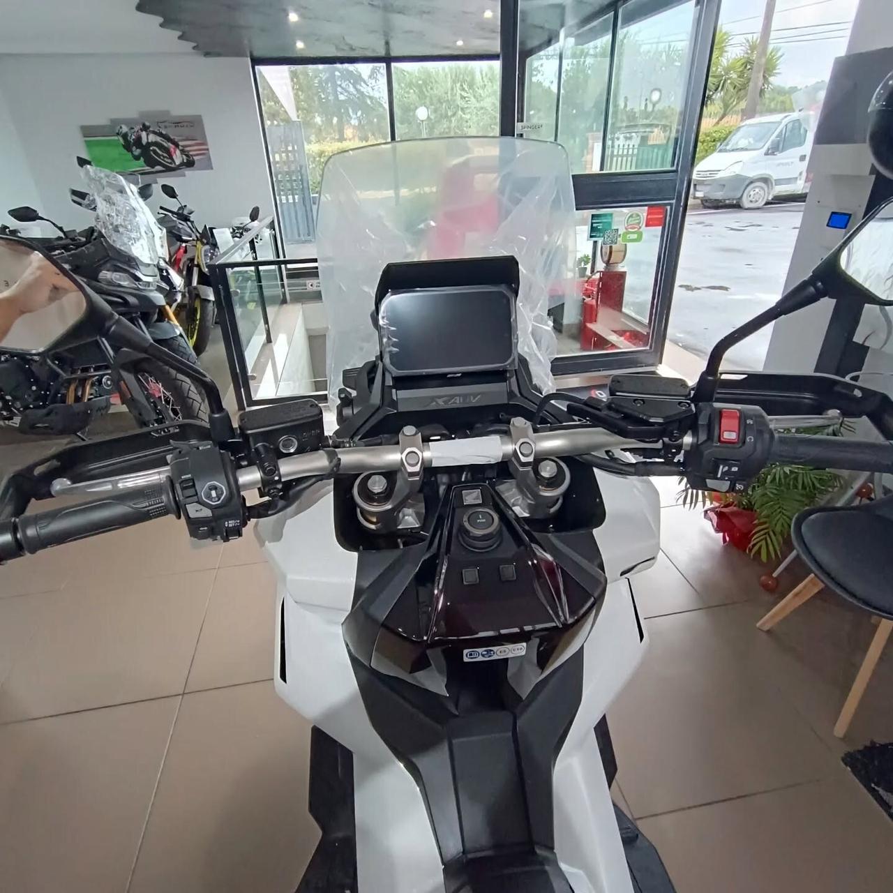 Honda X-ADV 750 2025 NUOVI PRONTA CONSEGNA