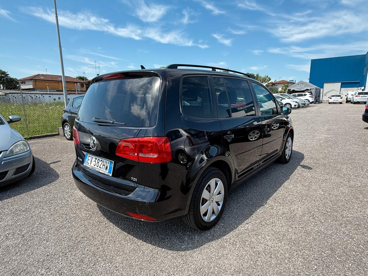 Volkswagen Touran 1.6 TDI 7 POSTI
