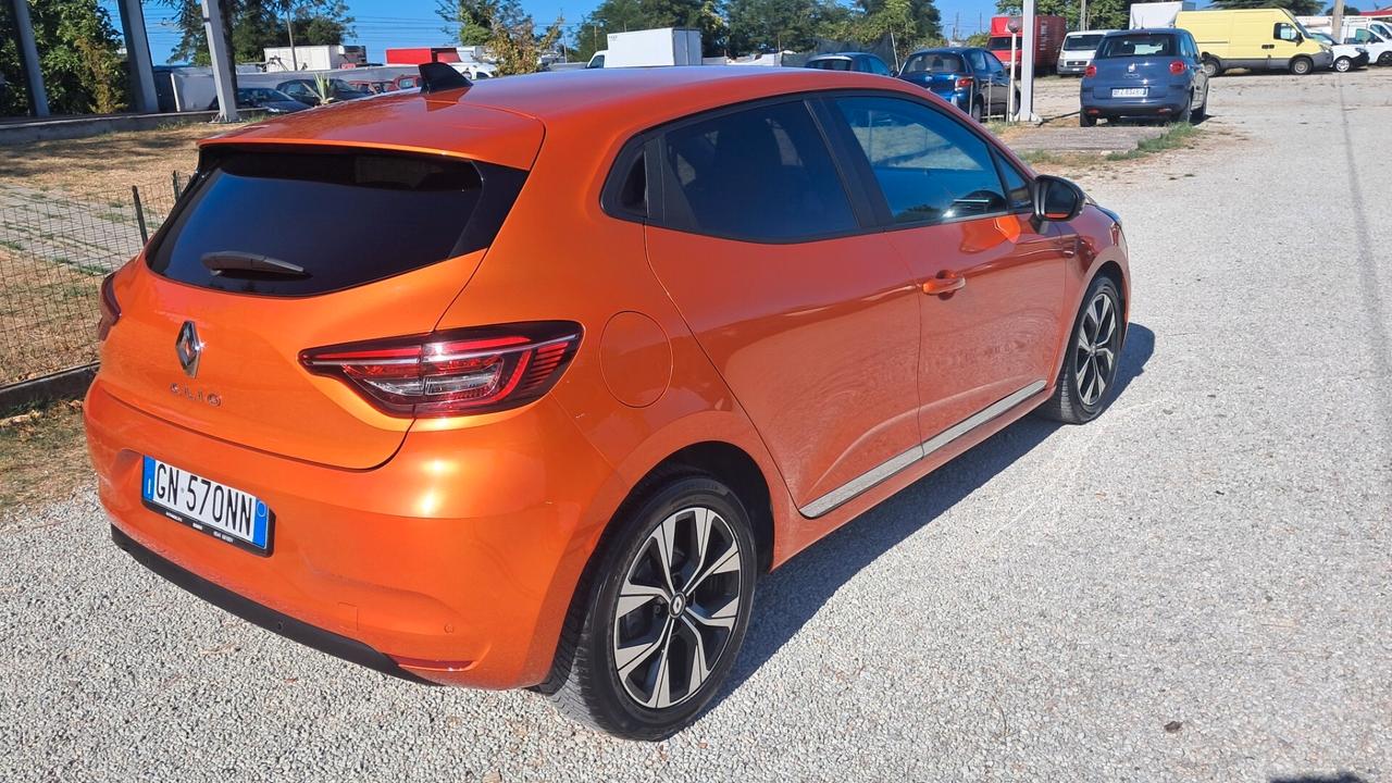 Renault Clio Blue dCi 100 CV 5 porte Evolution