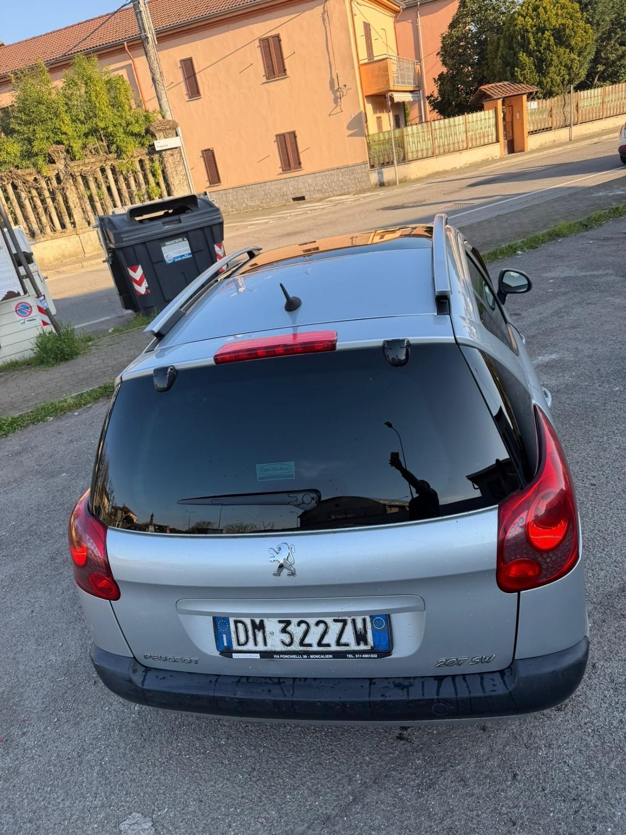 Peugeot 207 1.6 HDi DIESEL NEOPATENTATI