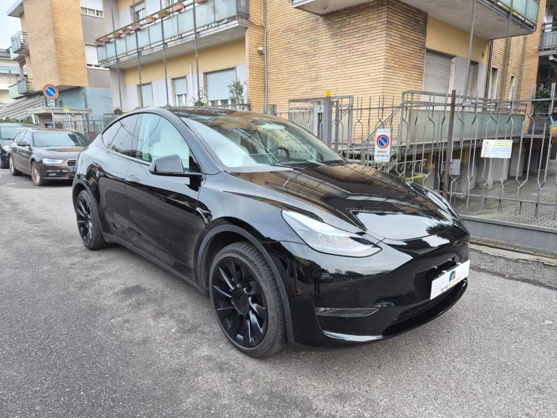 Tesla Model Y Long Range Dual Motor awd