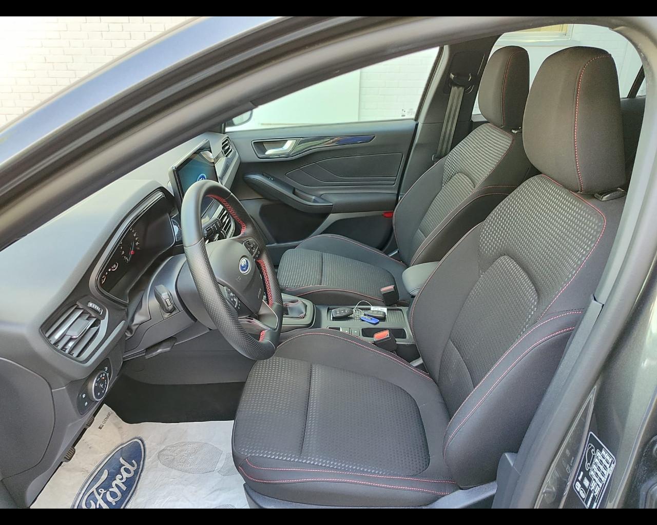 FORD Focus 1.0 EcoBoost Hybrid 125 CV 5p. ST-Line