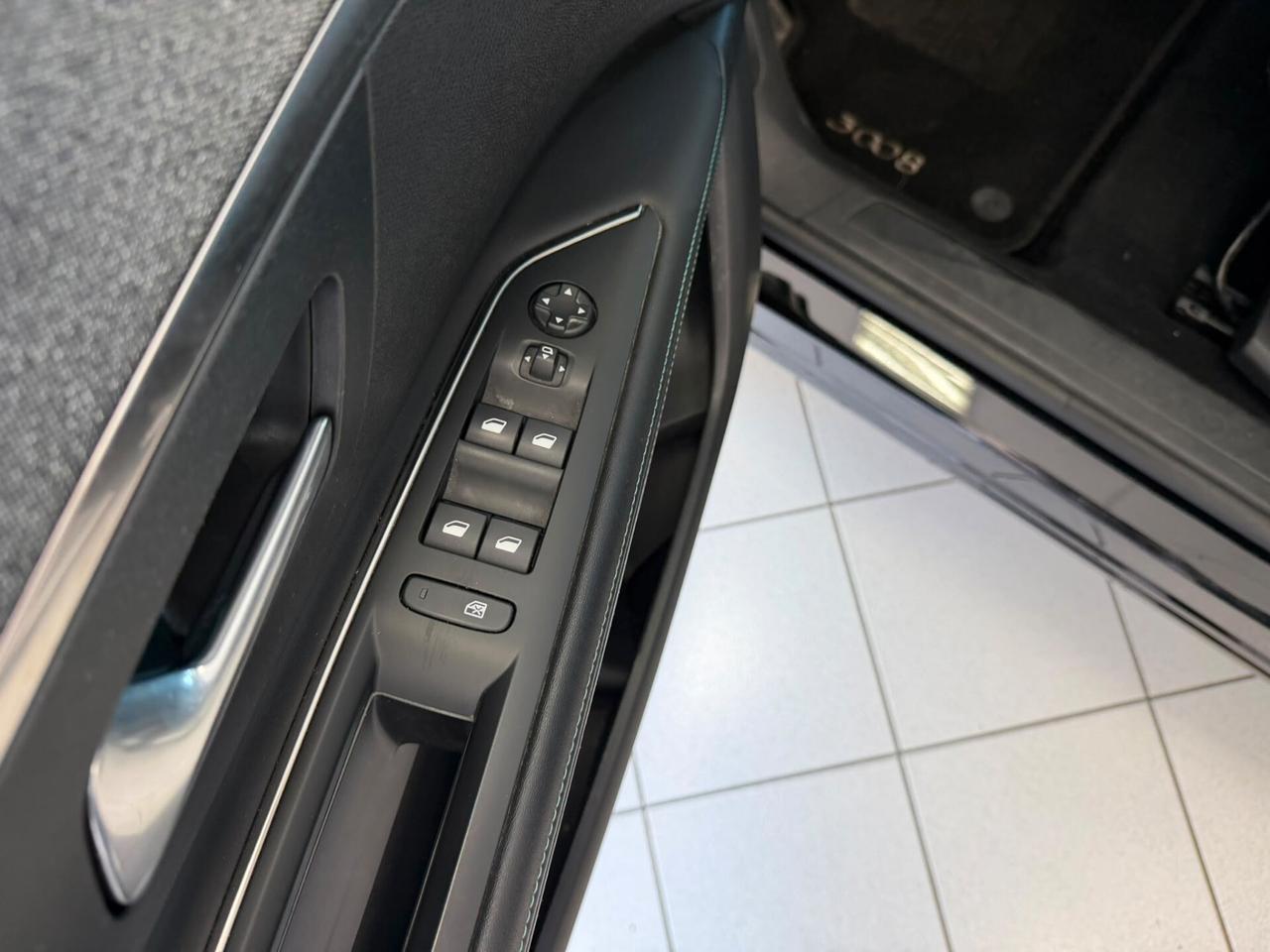 Peugeot 3008 BlueHDi GT 2022