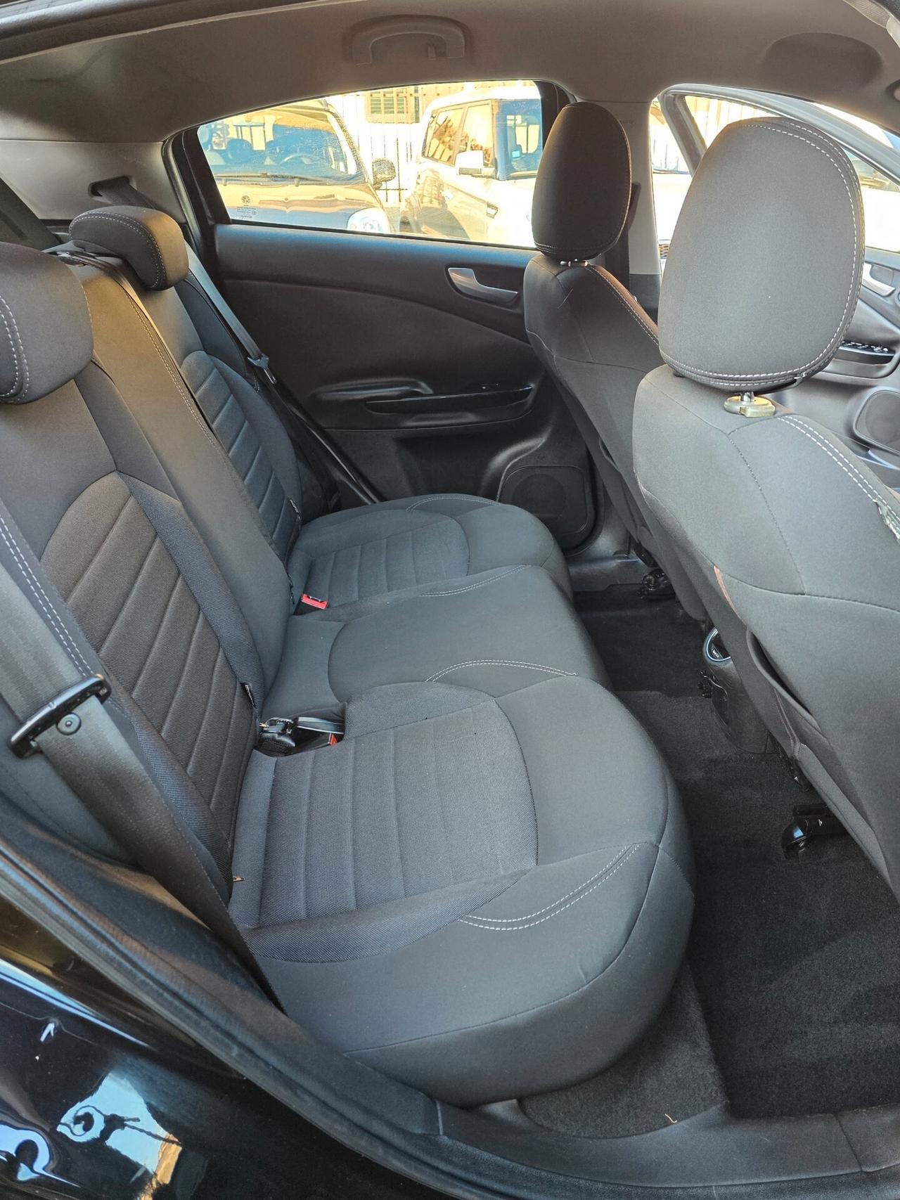 Alfa Romeo Giulietta 1.6 JTDm-2 120 CV Distinctive