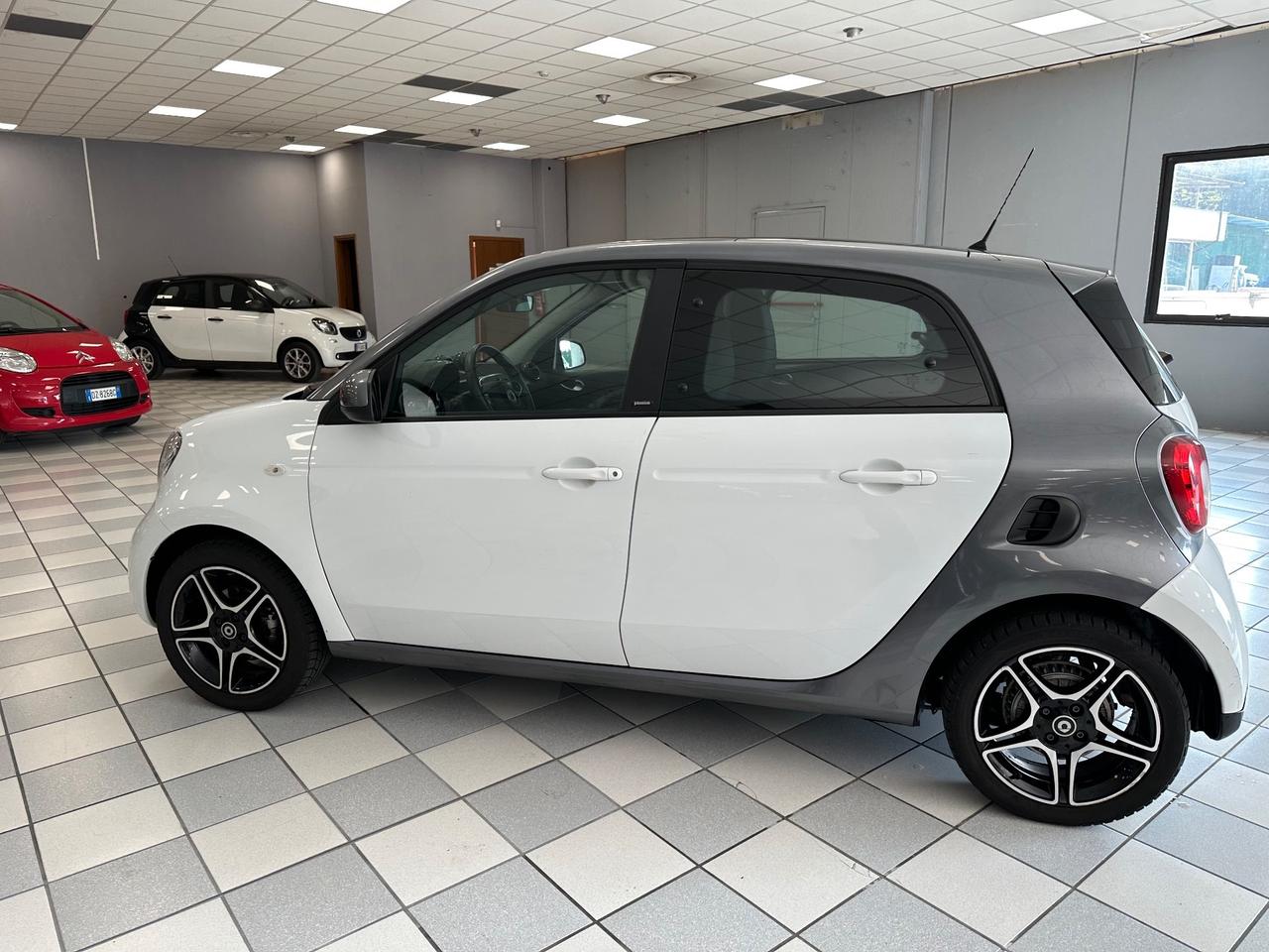 Smart ForFour 70 1.0 twinamic Brabus Style