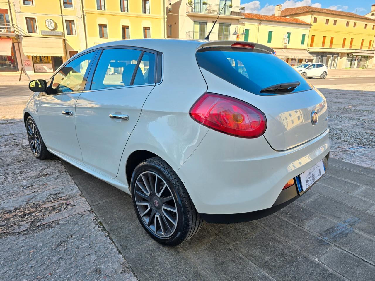 Fiat Bravo 1.6 MJT 105 CV DPF Dynamic ok Neopatentati