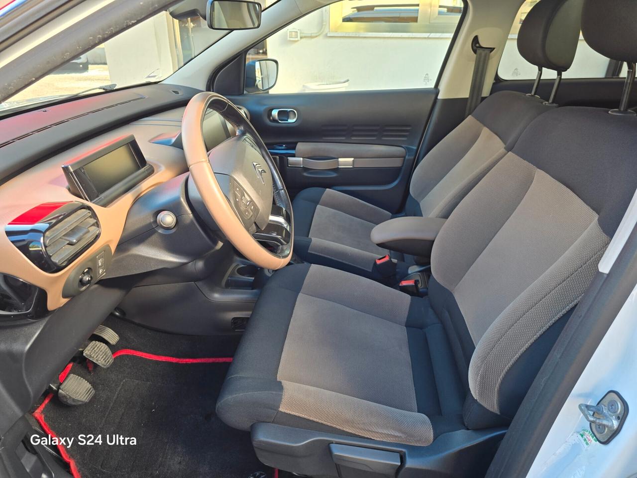 Citroen C4 Cactus BlueHDi 100 Shine