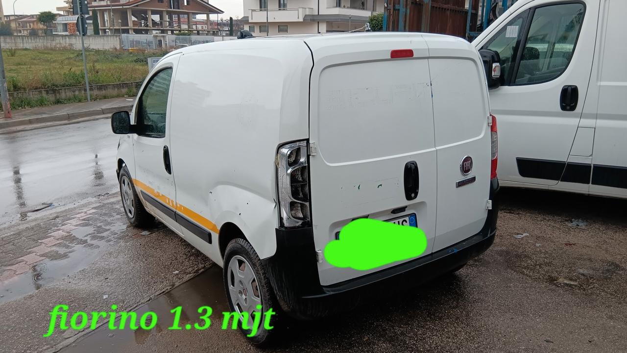 Fiat Fiorino incidentata sinistrata mondialcars 021