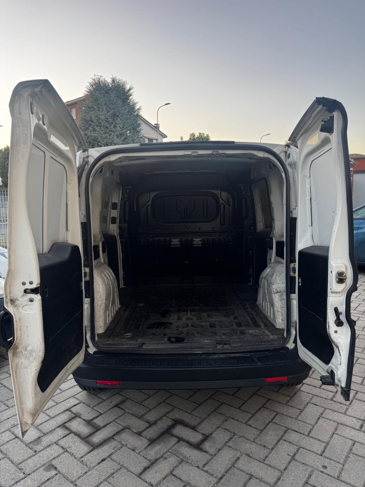 Opel Combo 1.6 CDTI 90CV Easytr. ecoFLEX PC-TN Van S&S (750kg)E5+