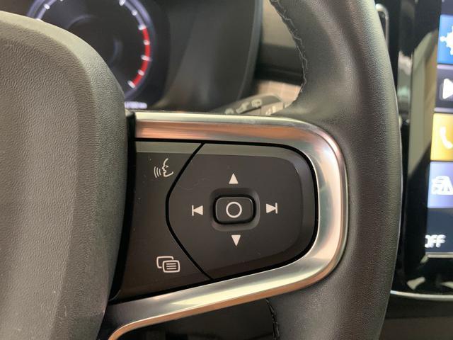 VOLVO XC40 T2 automatico Core