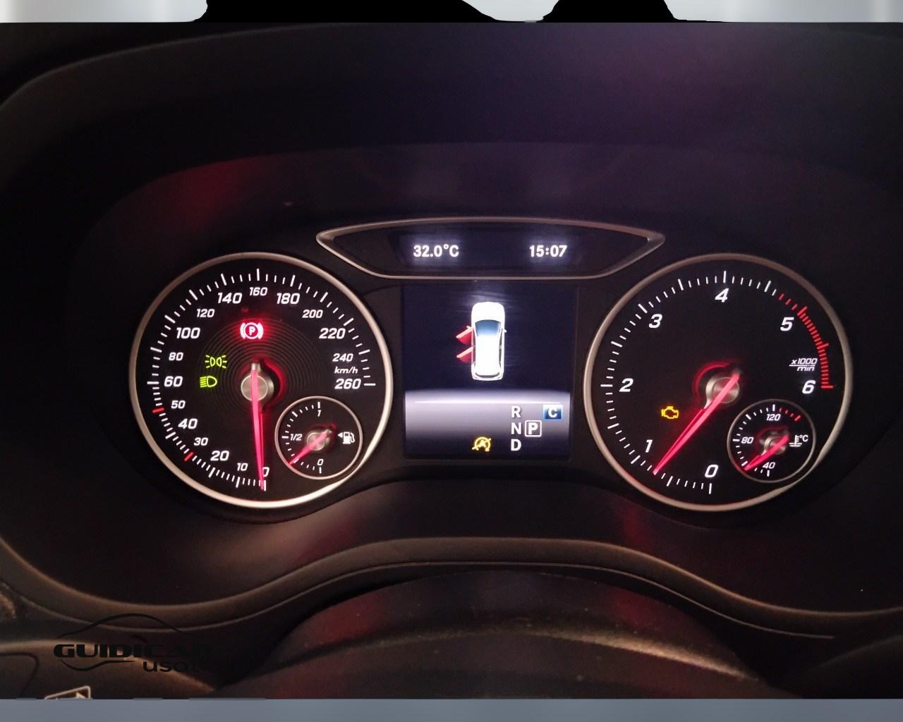Mercedes-Benz Classe B - T246 - B 200 d (cdi) Sport auto