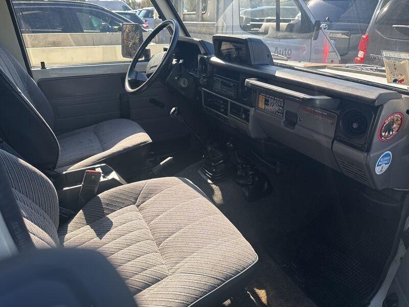 Toyota Land Cruiser II 2.5 turbodiesel Hard-top LJ 70