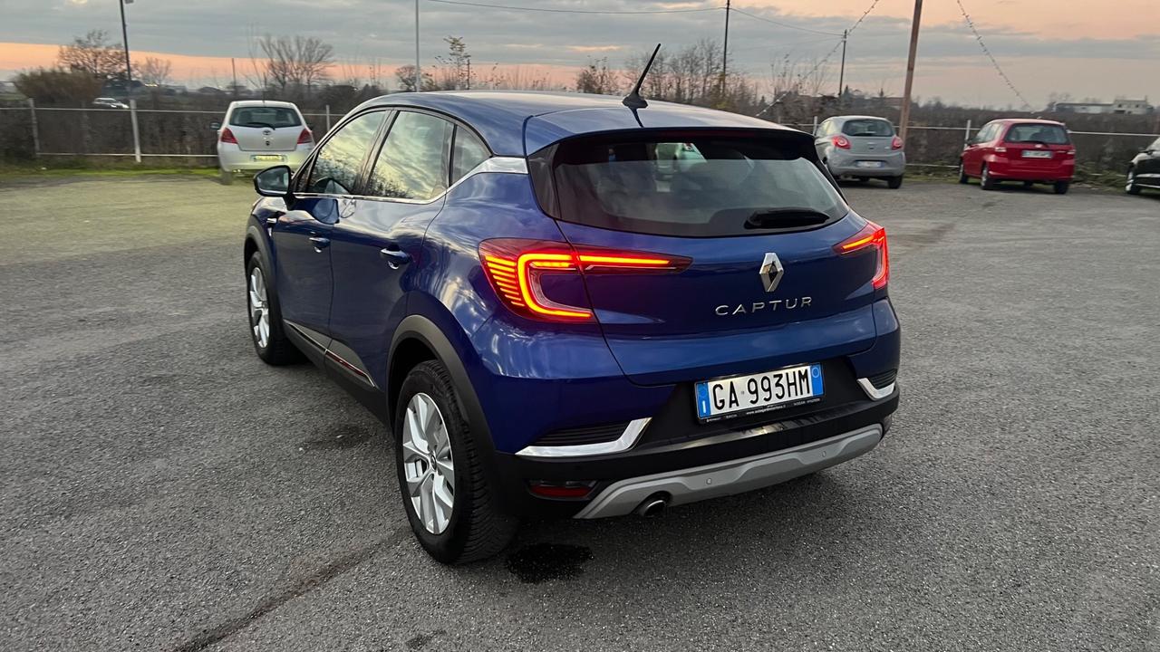 Renault Captur TCe 100 CV Intens