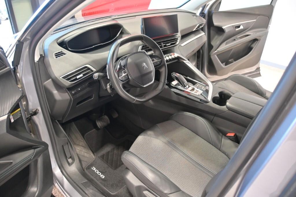 PEUGEOT 3008 1.5 BLUEHDI 130CV EAT8 SeS ALLURE ( FARI LED - I-COCKPIT - CRUISE - NAVI - MIRROR - TELECAMERA POST. - CERCHI 18 )