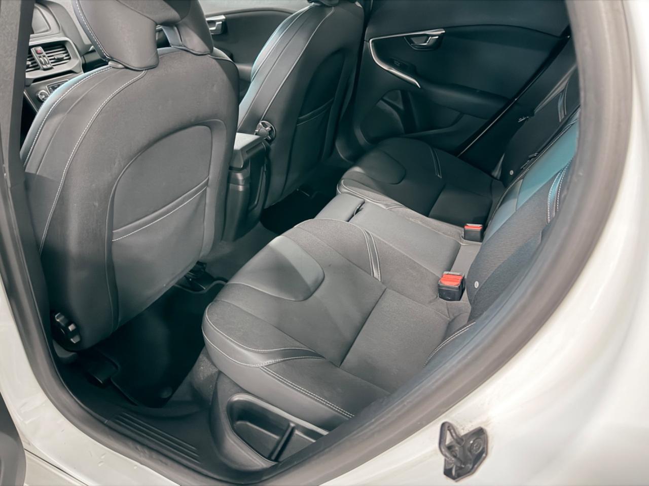 Volvo V40 D2 1.6 Momentum