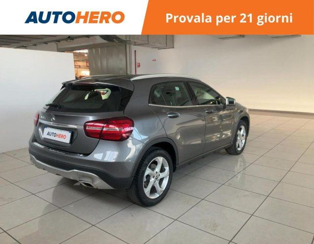 MERCEDES-BENZ GLA 180 d Automatic Sport