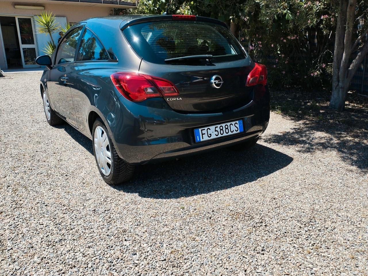 Opel Corsa 1.2 Coupé