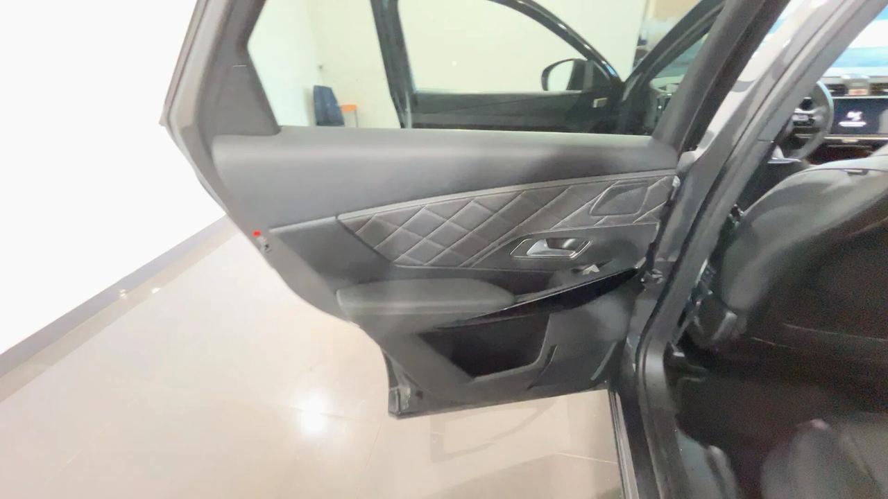 Ds 7 BlueHDi 130 aut. Rivoli