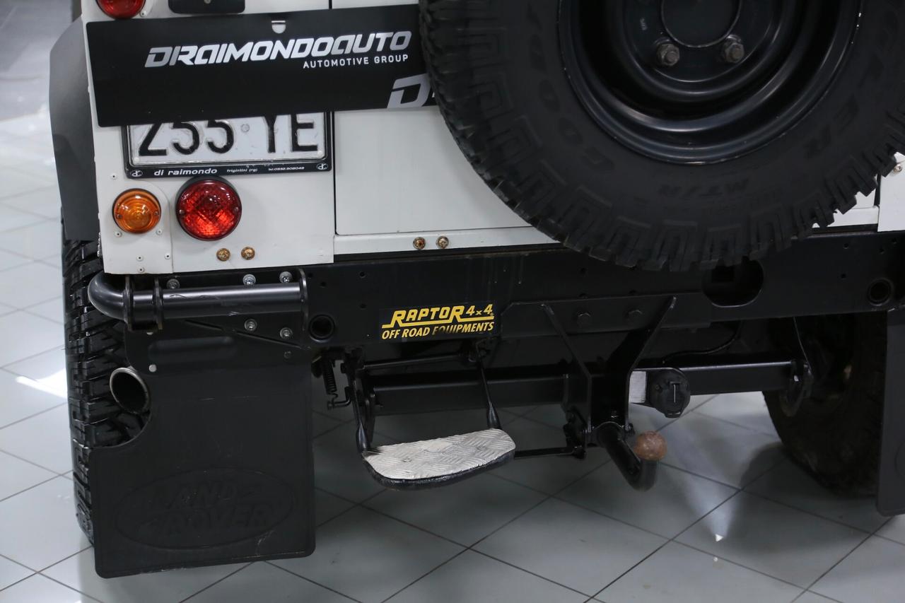 Land Rover Defender 90 2.5 Td5