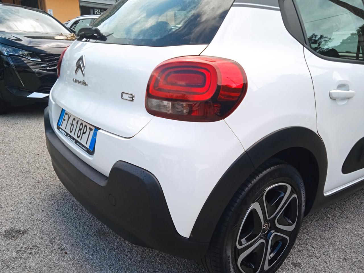 Citroen C3 PureTech 110 Shine TETTO NERO,