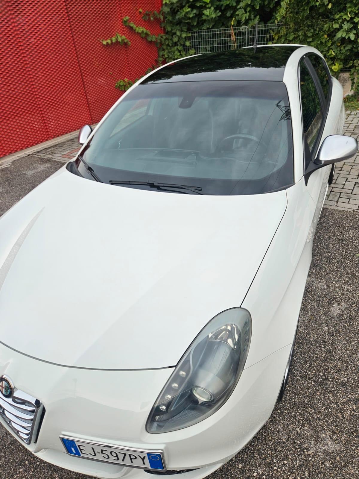 Alfa Romeo Giulietta 2.0 JTDm-2 140 CV Exclusive
