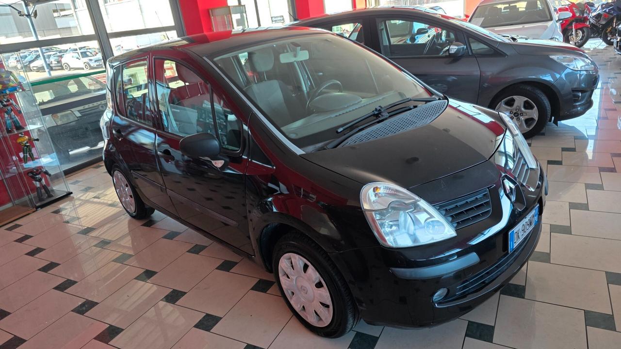 Renault Modus 1.2 16V TCE Dynamique