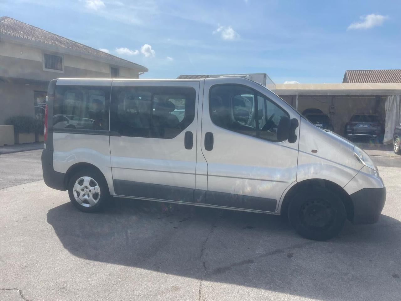 Opel Vivaro 29 2.0 CDTI PC-TN Combi Semivetrato M1