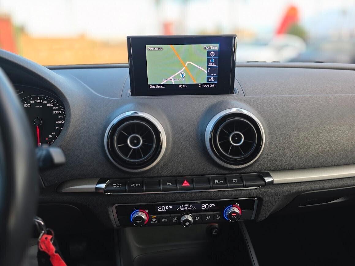 Audi A3 SPB 1.6 TDI 105 CV CR Attraction