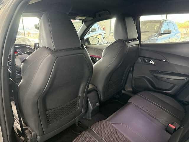 Peugeot 2008 1.2 PureTech 130 CV EAT8 GT