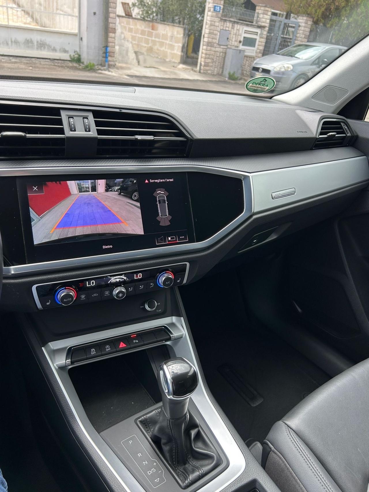 Audi Q3 35 TDI S tronic Business Advanced-Mod.2020