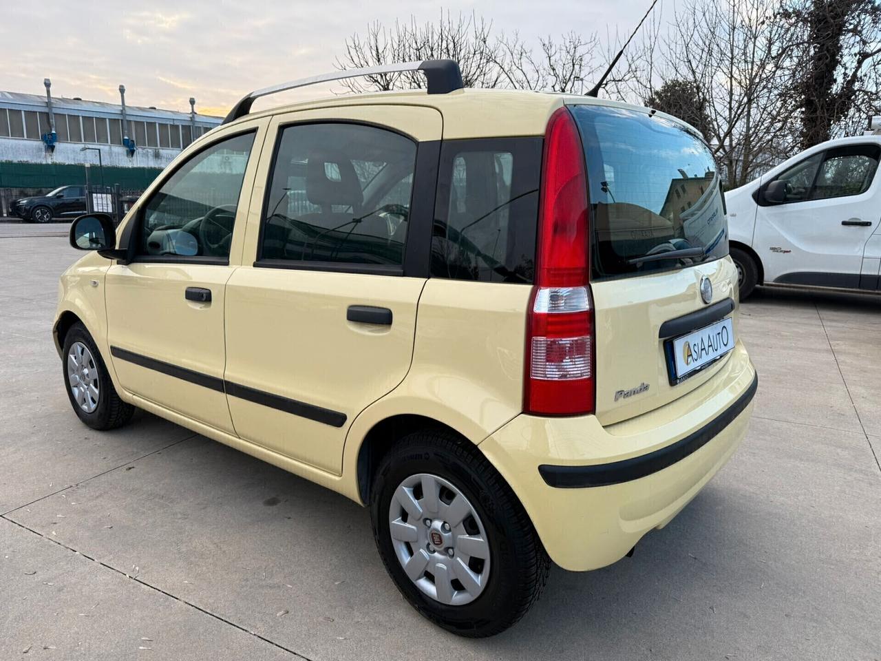 Fiat Panda 1.2 neo-pat 5 POSTI