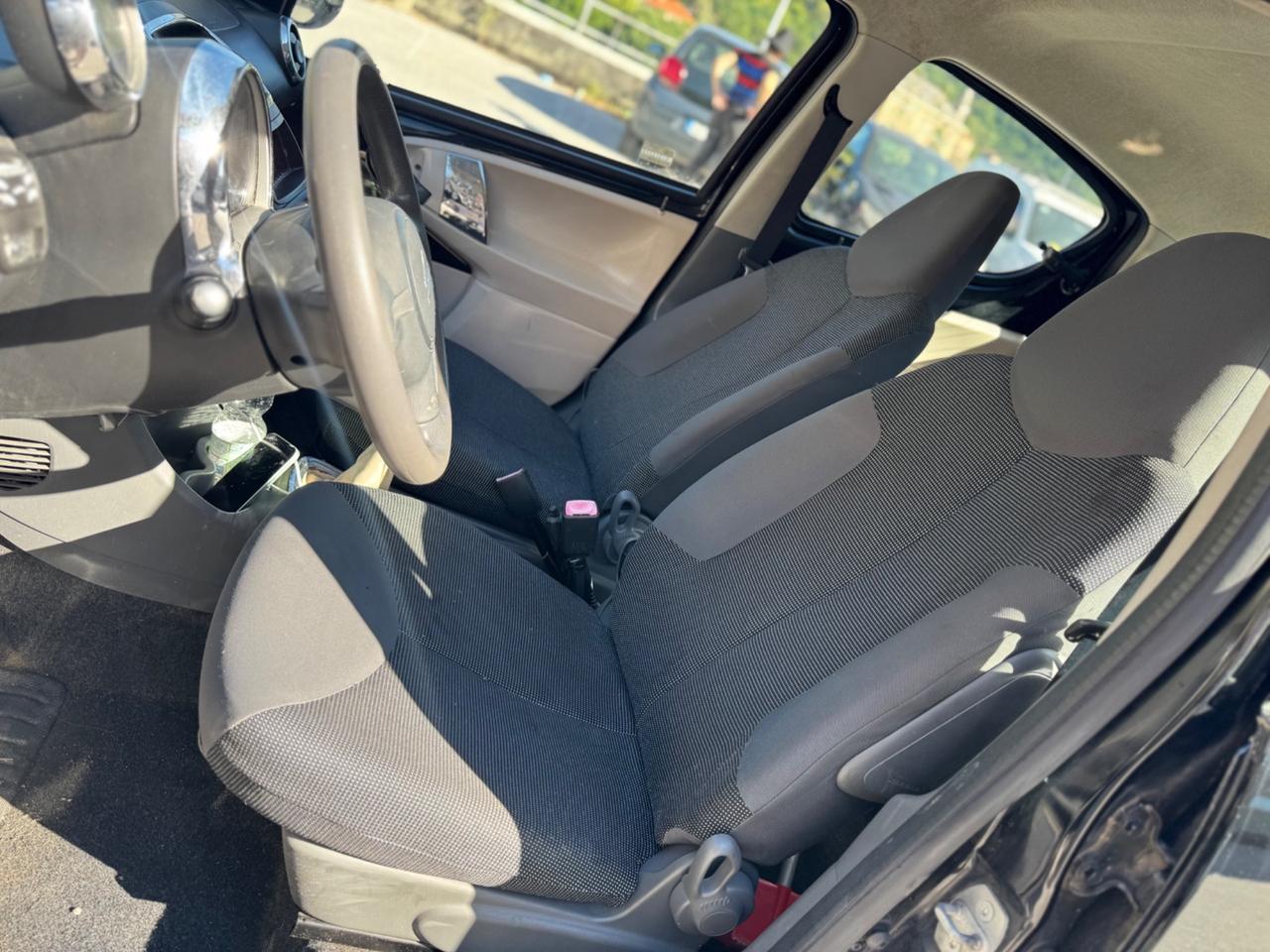CITROEN C1 1.0 BENZINA 5 PORTE NEOPATENTATI!!