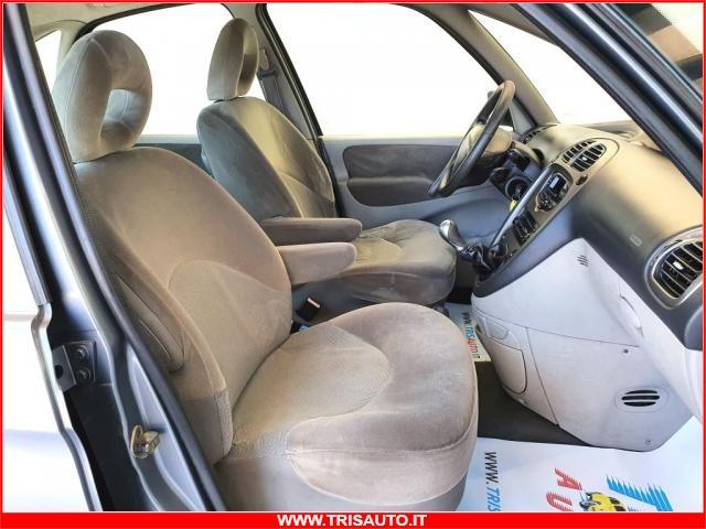 Citroen Xsara Picasso 2.0 HDI Attraction NEOPATENTATO