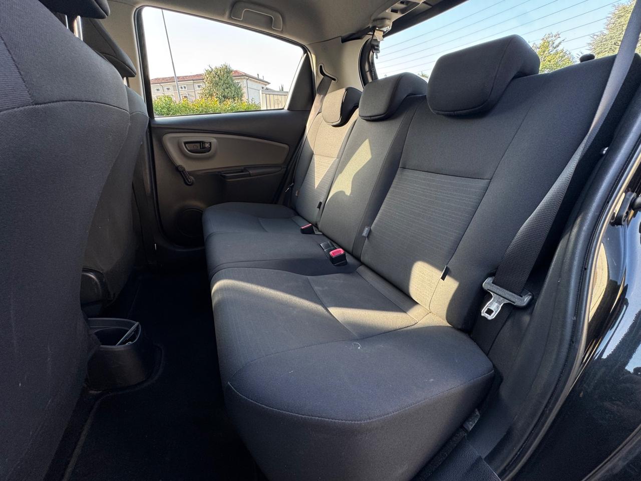Toyota Yaris 1.0 Benzina 69CV 5 porte – 2014 – Neopatentati