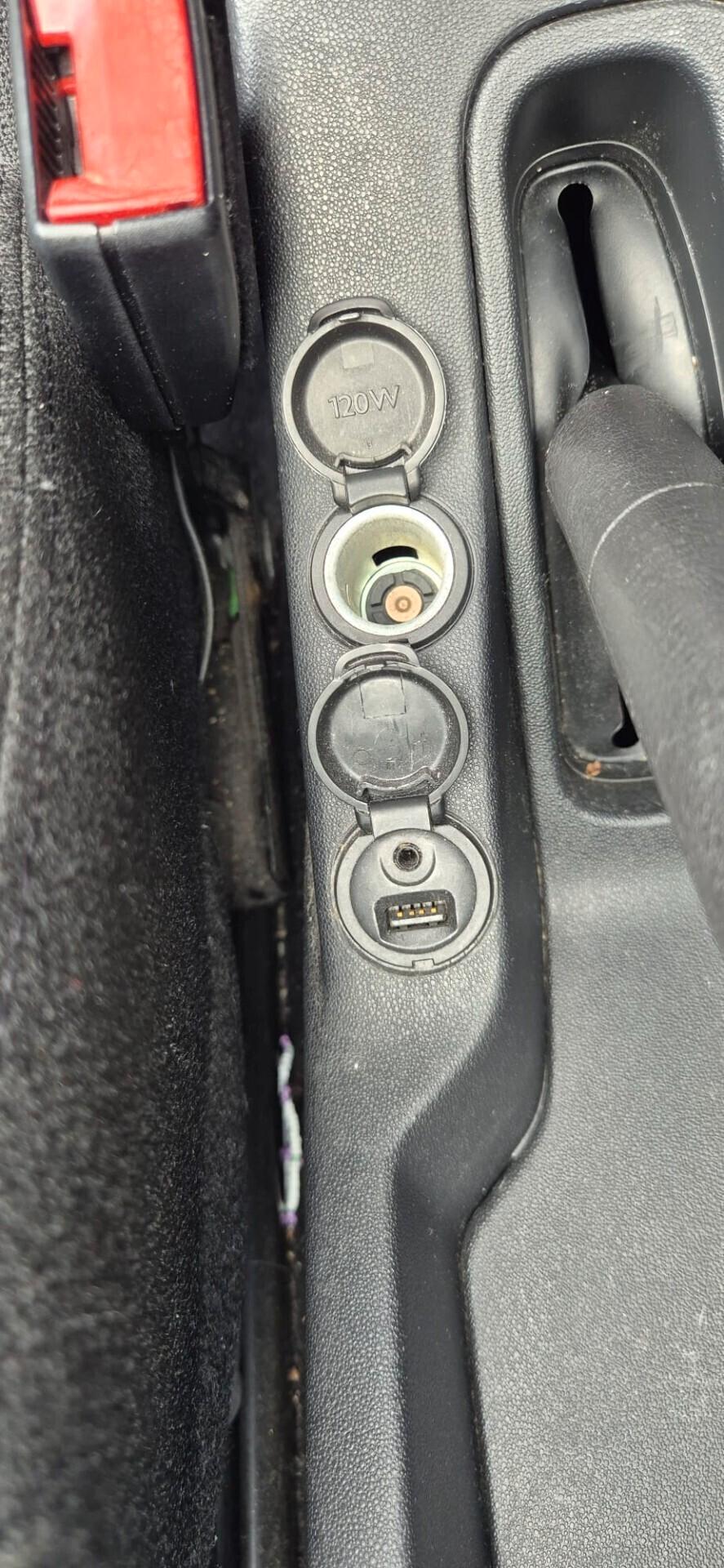 Citroen C3 BlueHDi 75 Exclusive -10/2015 -km 145000