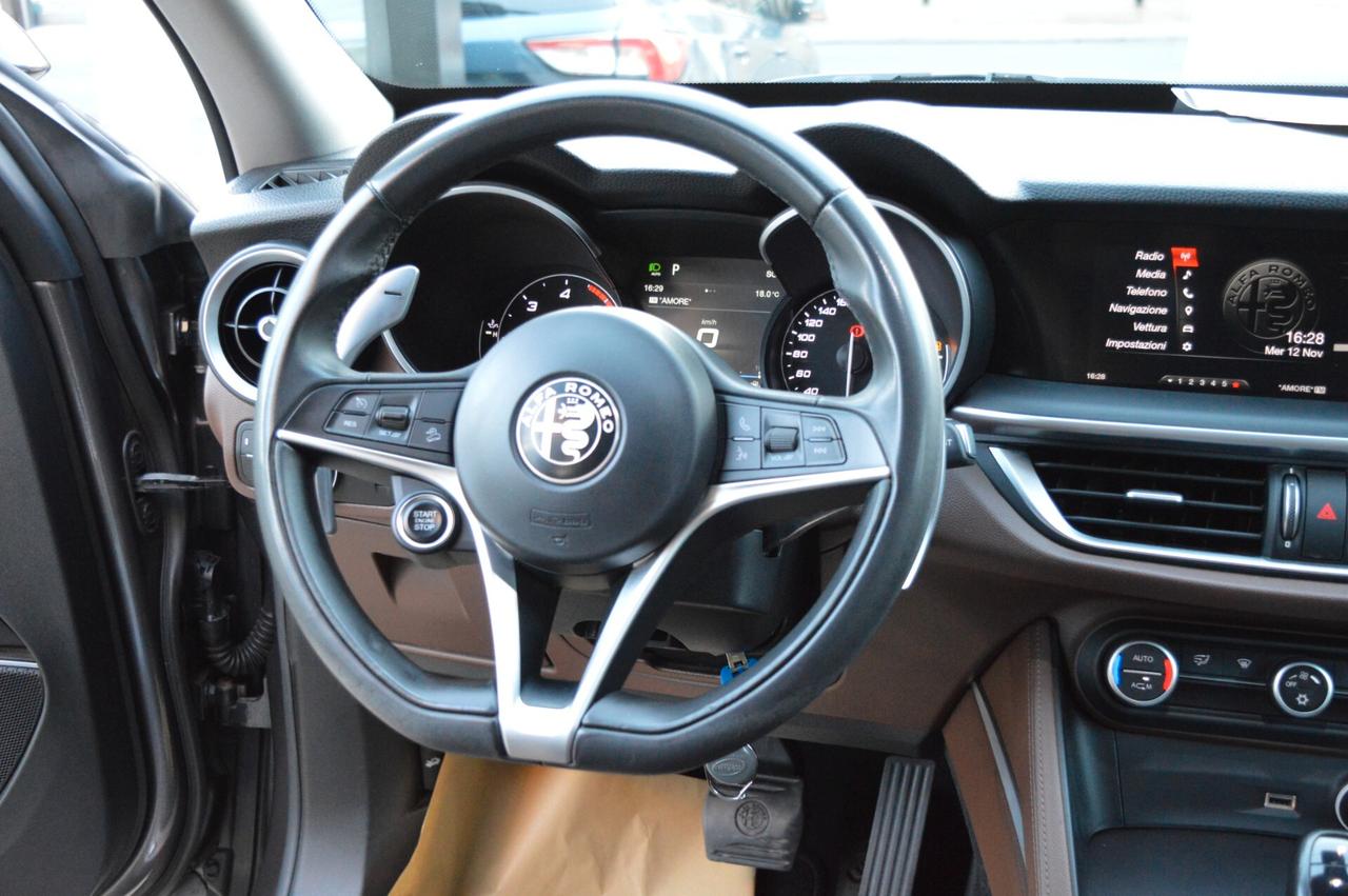 Alfa Romeo Stelvio 2.2 Turbodiesel 150 CV AT8 RWD Super