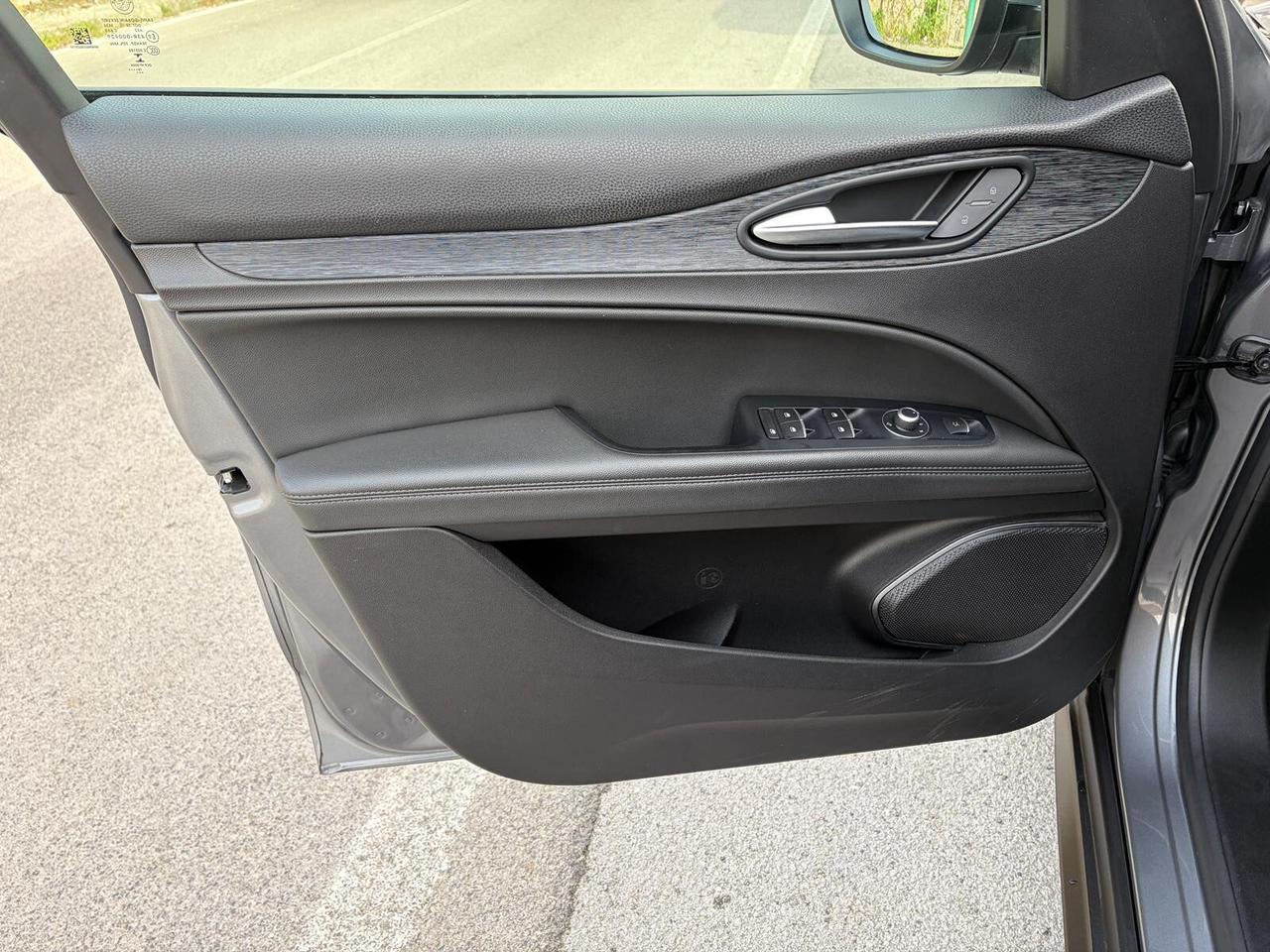 Alfa Romeo Stelvio 2.2 Turbodiesel 190 CV AT8 Q4 Executive