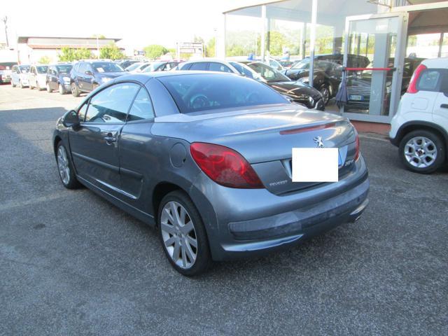 PEUGEOT 207 1.6 HDi 110CV CC Féline